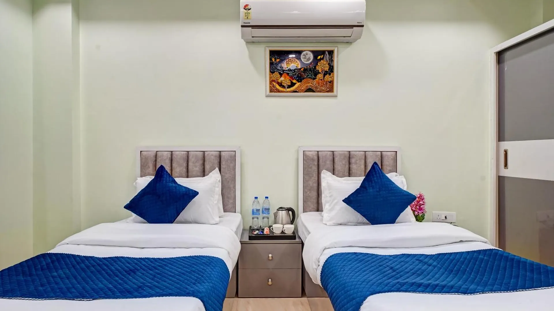 Hotel Durbar By Vardaan Residency Gurgáon India